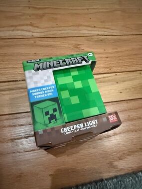 Minecraft Creeper Light by Paladone - Green